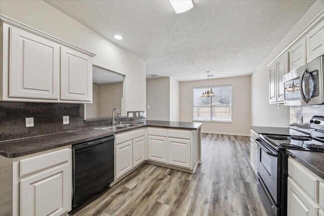 Building Photo - 4918 Comal River Loop