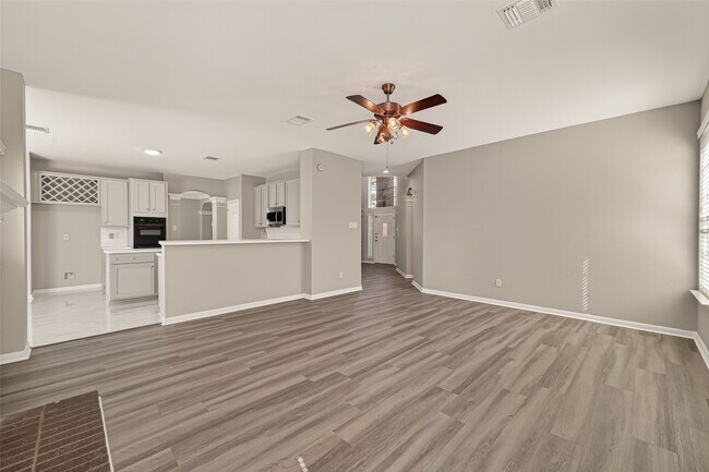 Building Photo - 7411 Pacific Ridge Ct