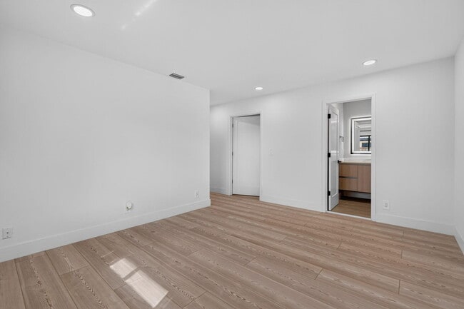 Building Photo - 1803 Juno Isles Blvd