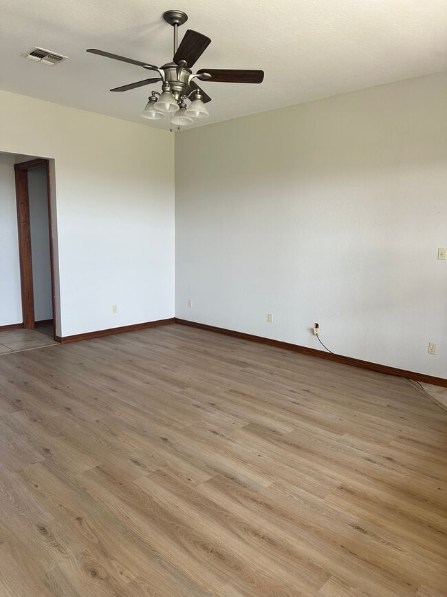 Building Photo - Great Home located in Dove Creek!$250.00 off 1st full month's rent!!!