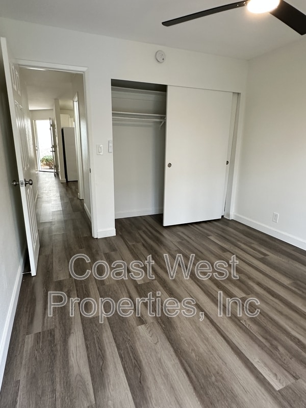 Building Photo - 382 Acacia Ave