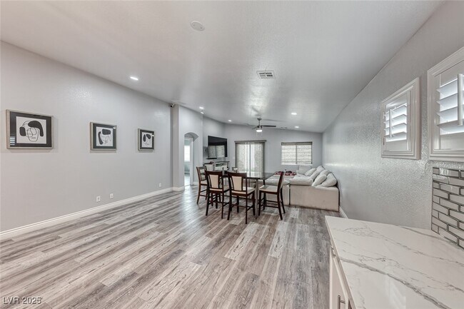 Building Photo - 7852 Whitlocks Mill Ave