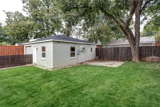 Building Photo - 4826 Pershing Ave