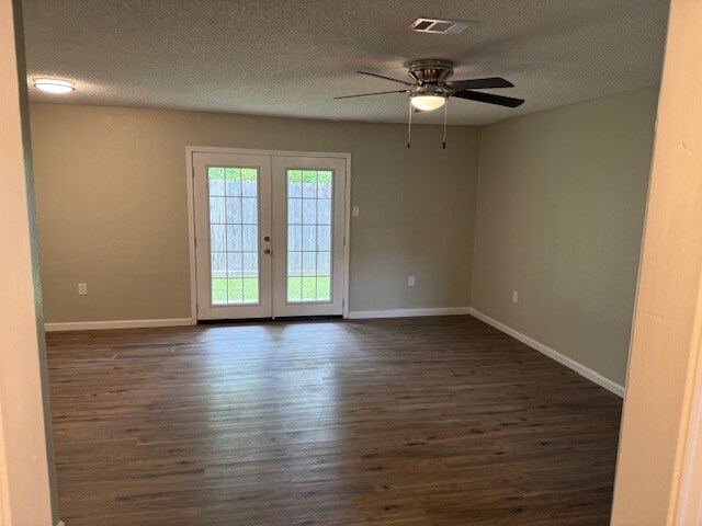 Building Photo - 6205 Jackson Rd