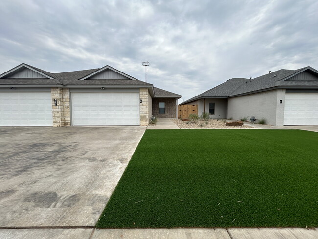 Primary Photo - Brand New Duplex in Frenship East!