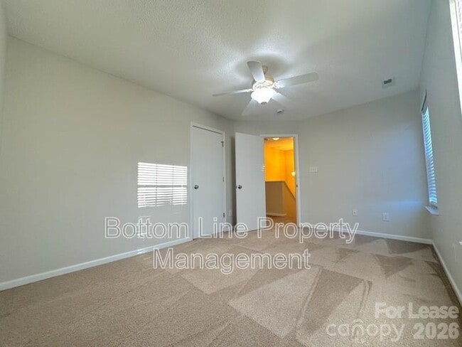 Building Photo - 131 Camforth Dr