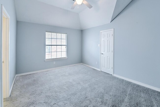 Building Photo - 7723 Buccaneer Cir