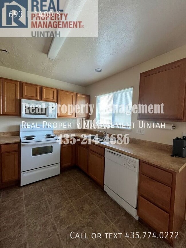 Building Photo - 693 E 1400 S