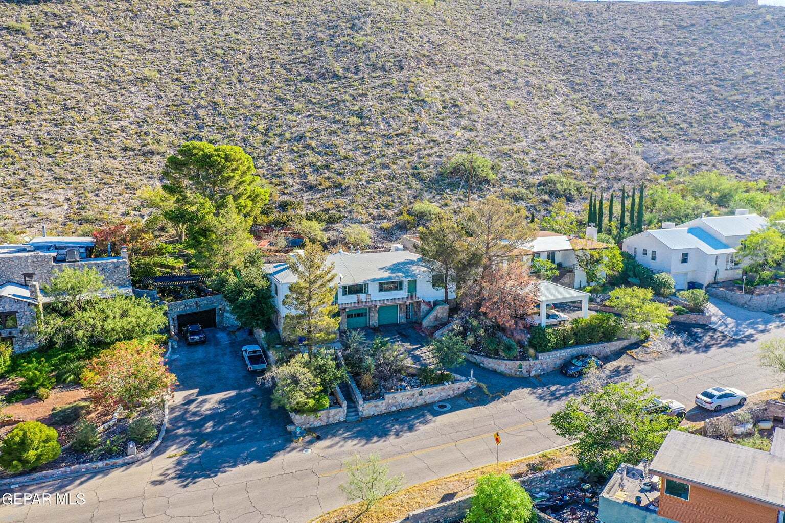 Building Photo - 2928 Piedmont Dr
