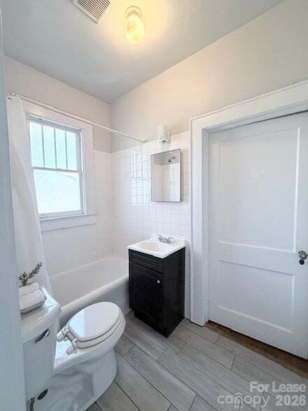 Building Photo - 1817 Thomas Ave