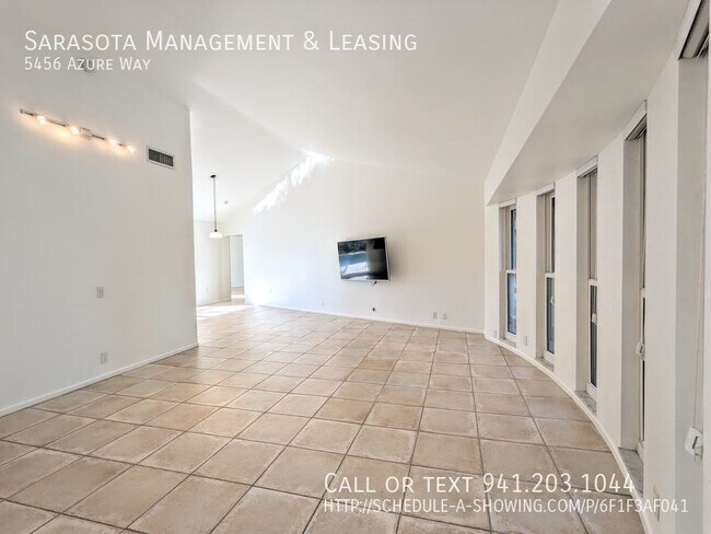 Building Photo - 5456 Azure Way