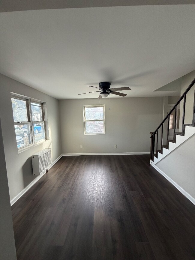 Building Photo - 5 E Green St