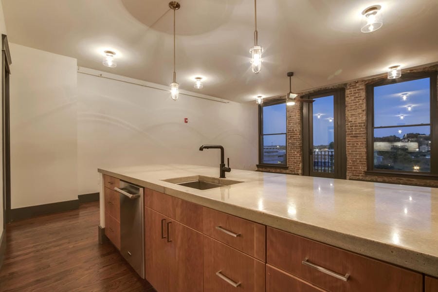 Building Photo - 416 S Gay St