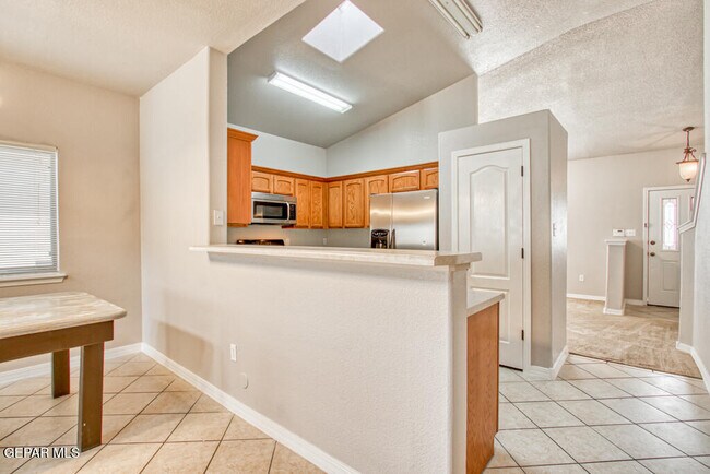 Building Photo - 12760 Tierra Alexis Dr