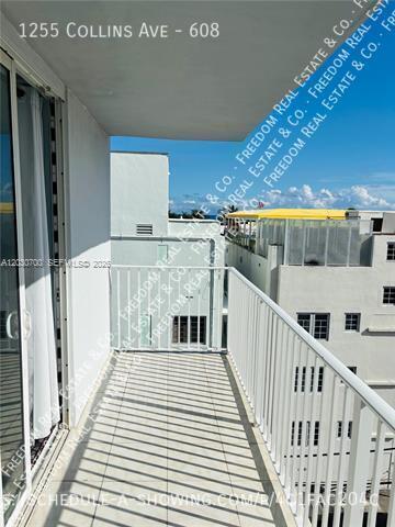 Building Photo - 1255 Collins Ave