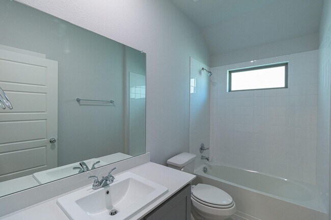Building Photo - 3603 Ray Roberts Dr