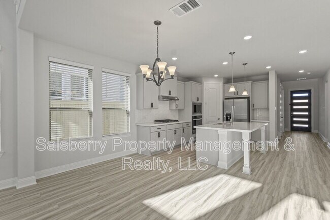 Building Photo - 2021 Daniel Dr