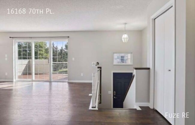 Building Photo - 16168 70th Pl N