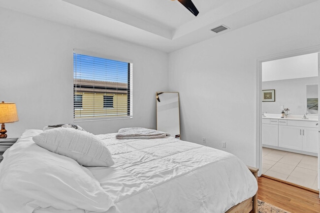 Building Photo - 4668 Banker Terrace