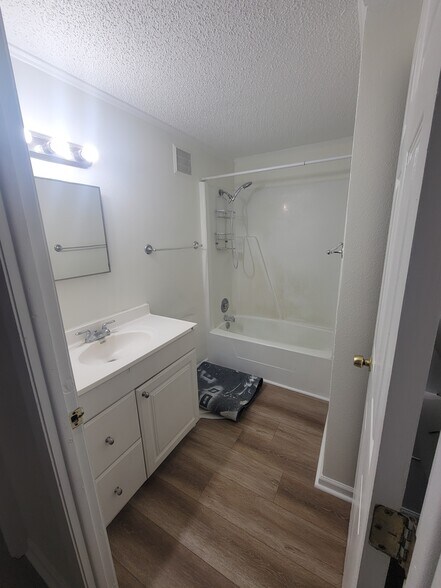 Bathroom - 4079 E Michigan St