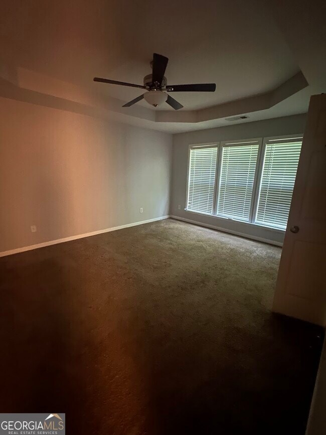 Building Photo - 3245 Welmingham Dr SW