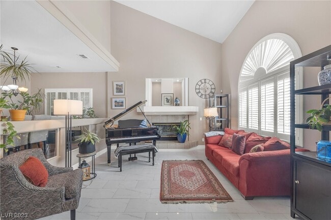 Building Photo - 3824 Sunking St