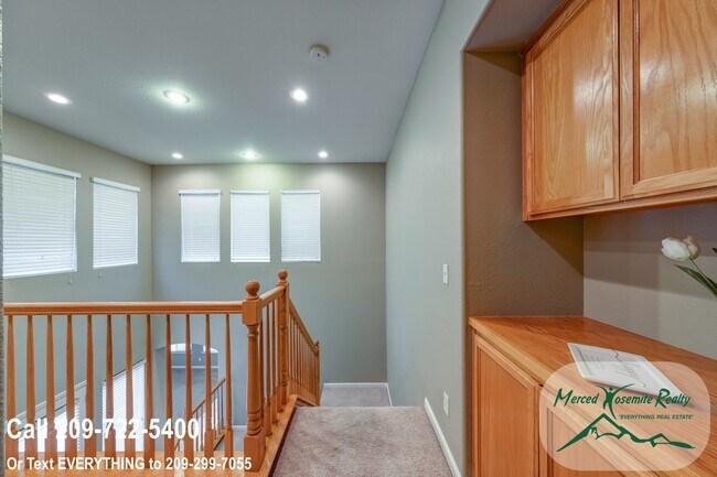 Building Photo - 3841 Tern Ct