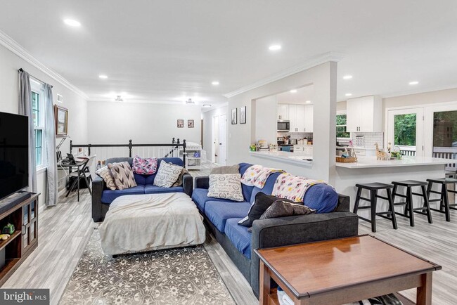 Building Photo - 4157 Waterway Dr