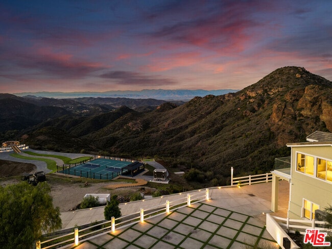 Building Photo - 265 Westlake Blvd