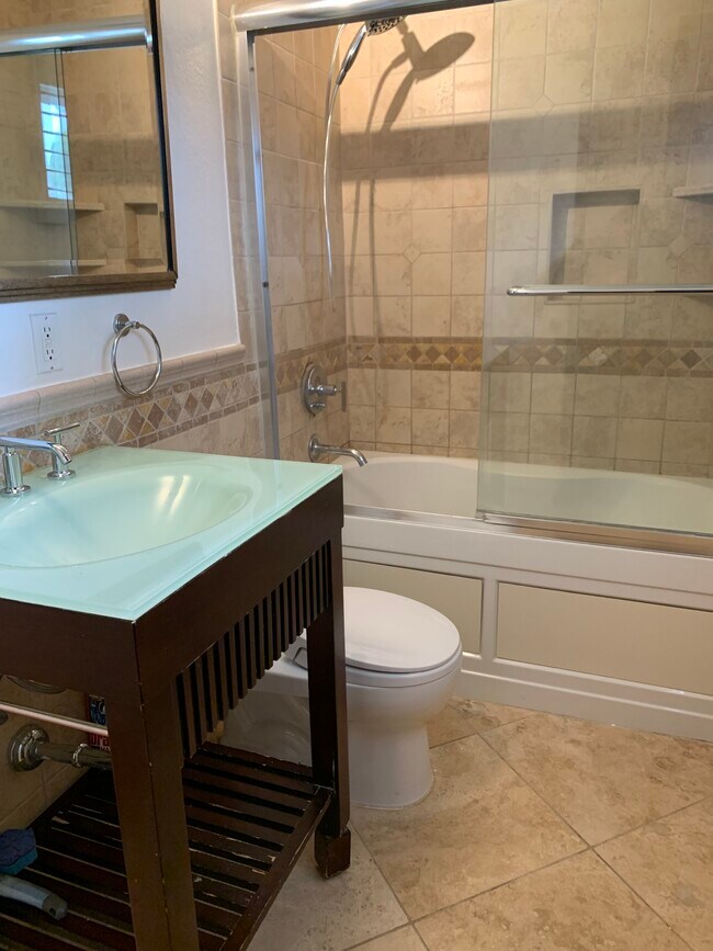 Building Photo - 1843 10th St