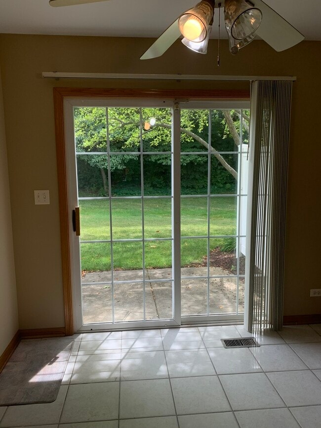 Building Photo - 2760 Packford Ln