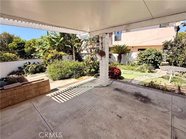 Building Photo - 220 W Avenida Cordoba