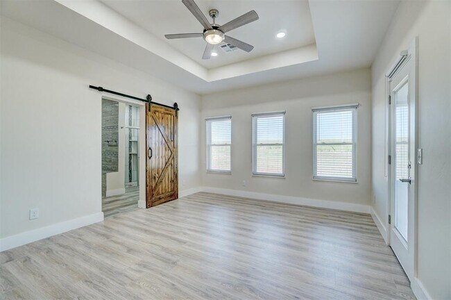 Building Photo - 4351 Whitetail Blvd