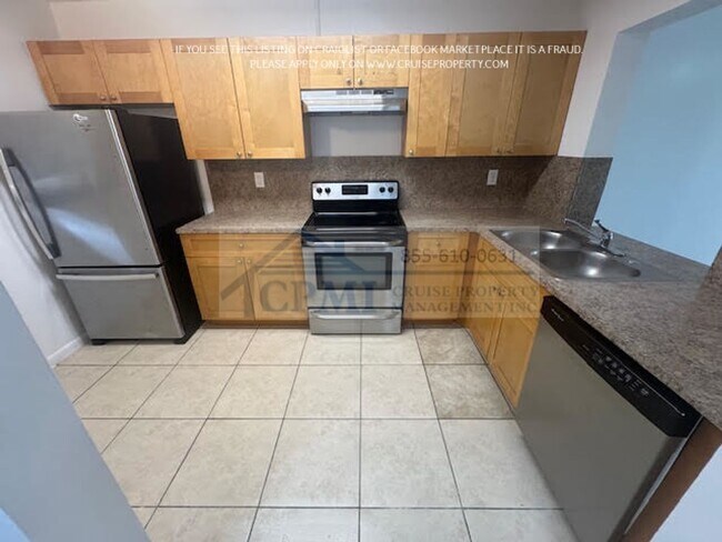 Interior Photo - Island Club - 9000 NW 28th Dr Coral Spring...