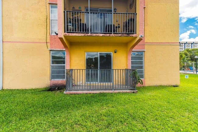 Building Photo - 4707 NW 7th St