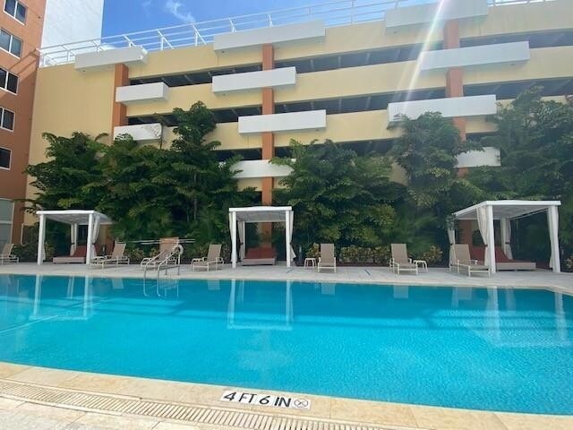 Building Photo - 2775 NE 187th St