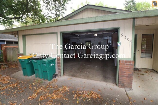 Building Photo - 9585 SW New Forest Dr