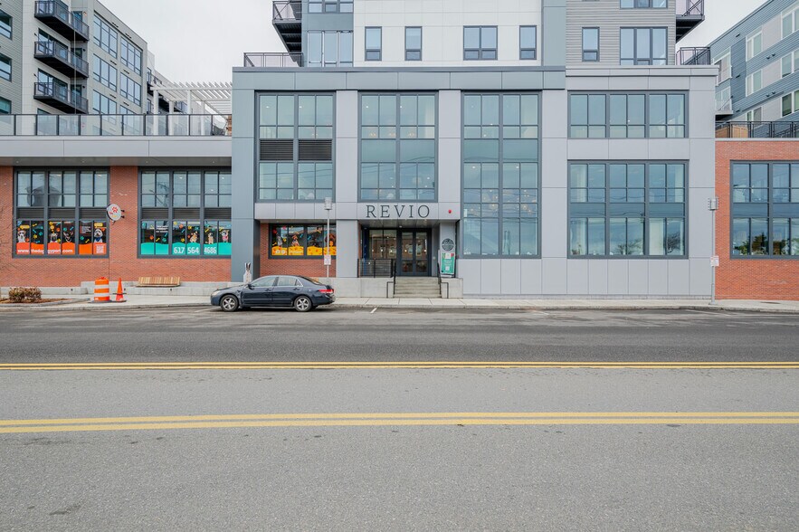 Building Photo - 646 Ocean Ave