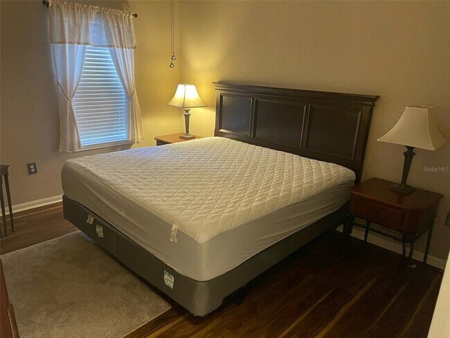 Building Photo - 2141 Portofino Pl