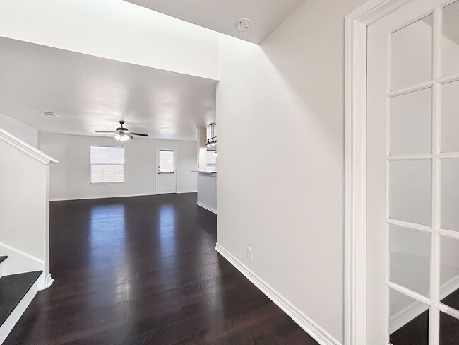 Building Photo - Spacious 4-Bedroom Converse Home with Loft, Flex Room, and Included Appliances