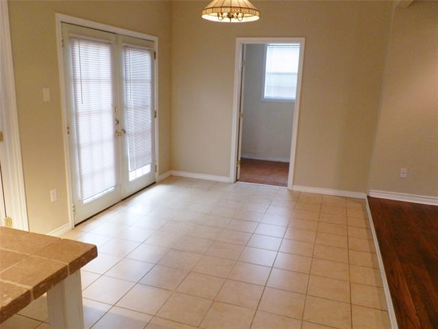 Building Photo - 8823 San Benito Way
