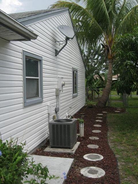 Building Photo - 5628 Pebble Brook Ln