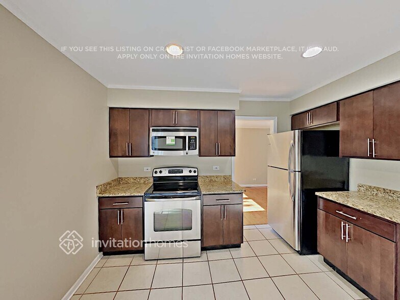 Building Photo - 2 Strathmore Ct