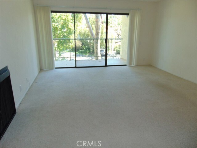 Building Photo - 2203 Apricot Dr