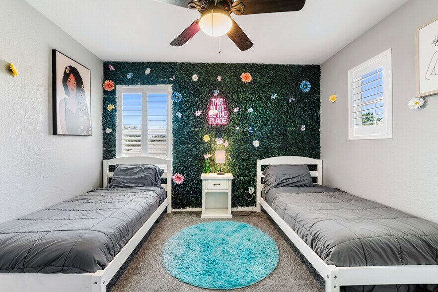 Upstairs Bedroom 3 - 5006 Rowe Dr