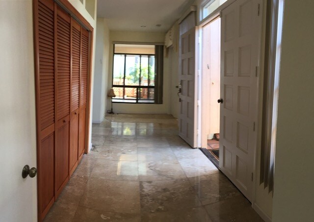 Building Photo - 6535 Caminito Northland