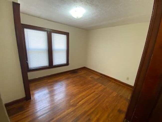 Building Photo - 2473-75 Adams Ave