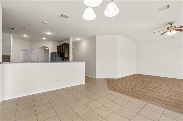 Building Photo - 1729 Park Trails Blvd