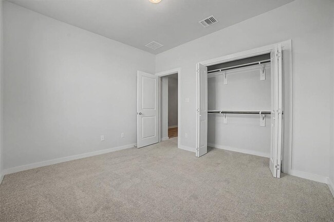 Building Photo - 17502 El Hidalgo Dr