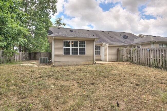 Building Photo - 516 Goodale Court
